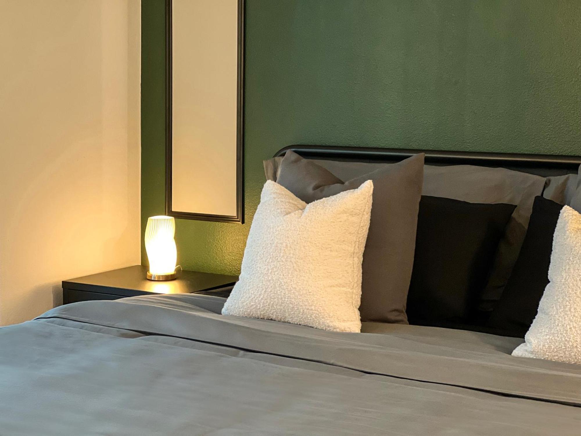 Luxurious Hollywood View - Free Parking Appartement *